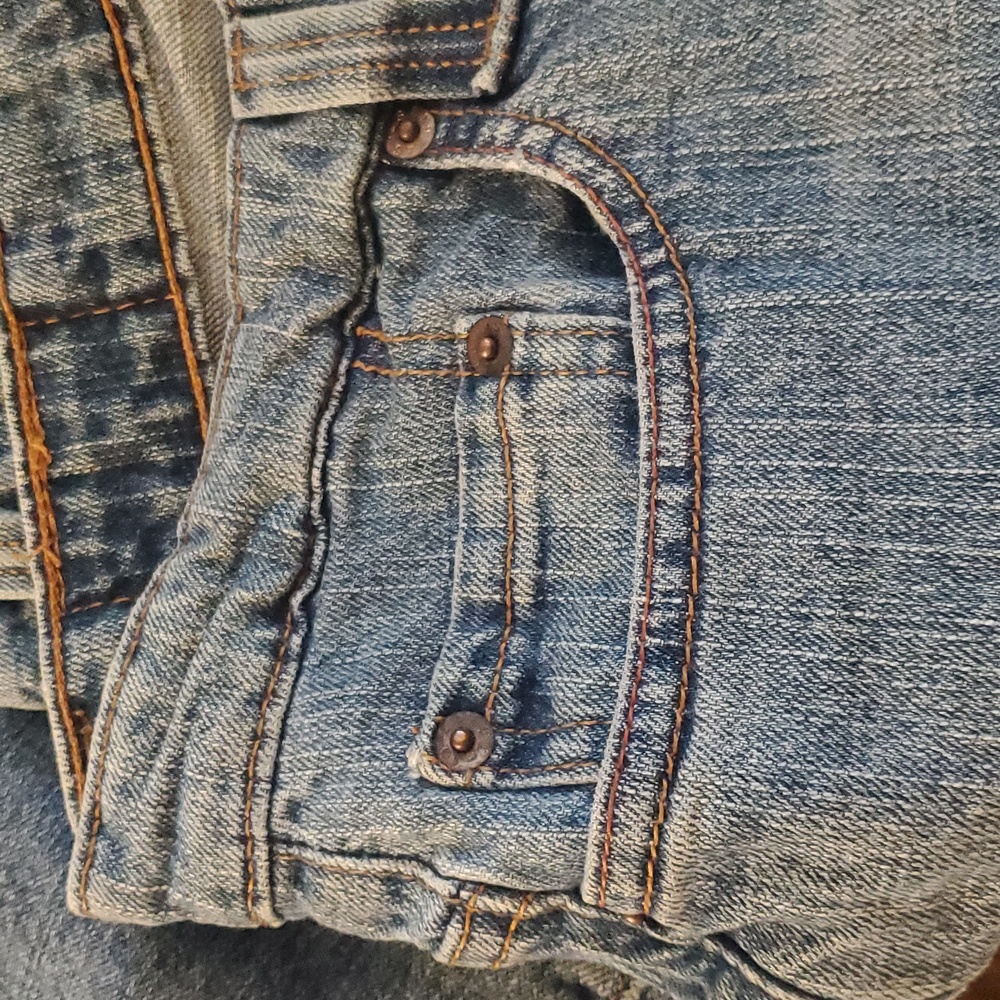 Levi's - Picture 8 of 8
